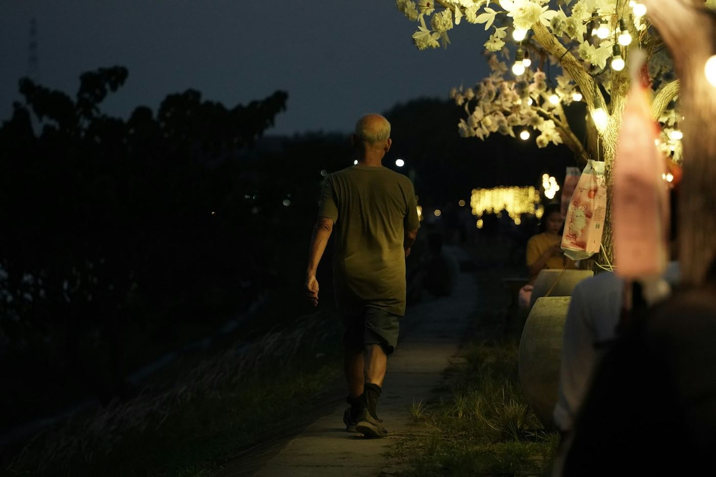 The 10-Minute Walk That Changes Your Glucose Curve